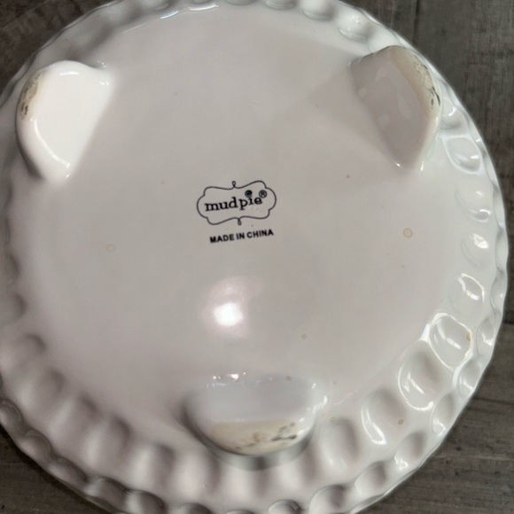 Mud Pie Guacamole dish - Picture 3 of 5